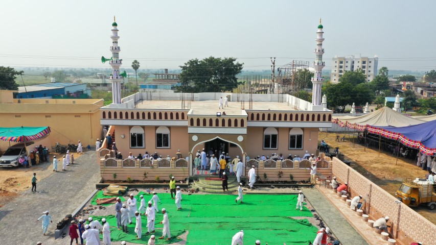 A 240 Square Meter Mosque