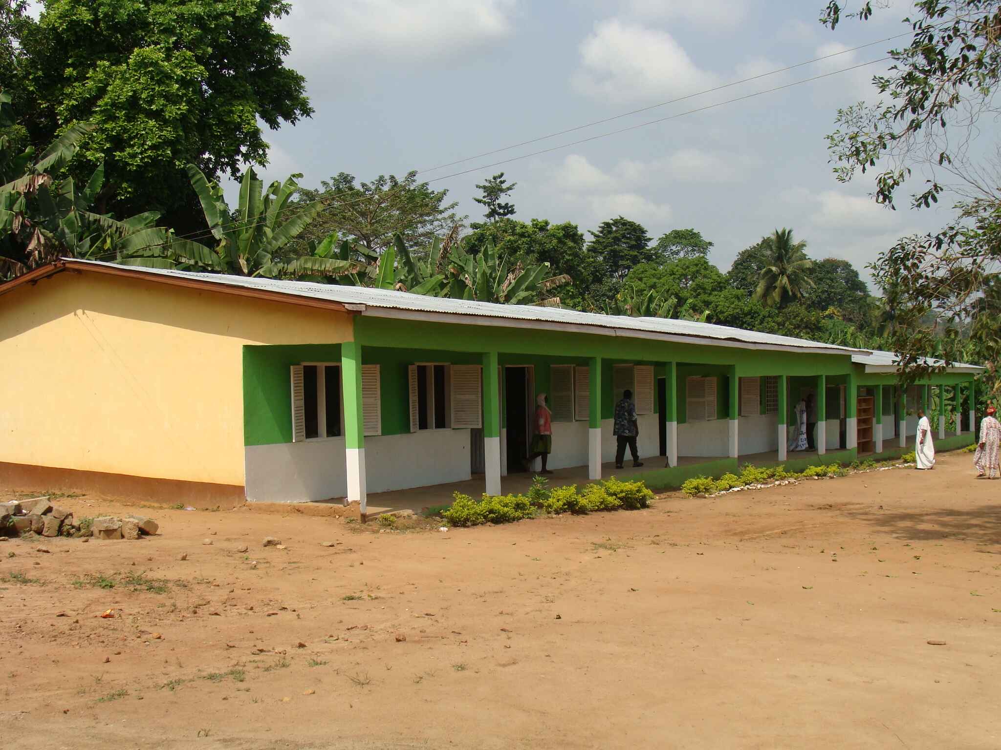 A School Consisting Of 6 Classrooms Made Of Reinforced Concrete Roof