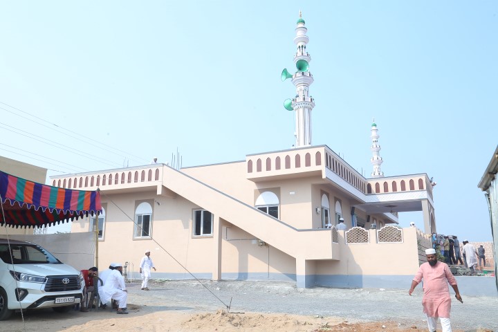مسجد 180 متر مربع