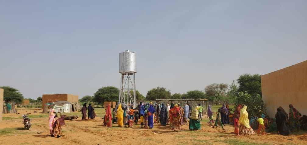 Artesian Well With Solar Electric Pump And 5000 Liter Water Tank